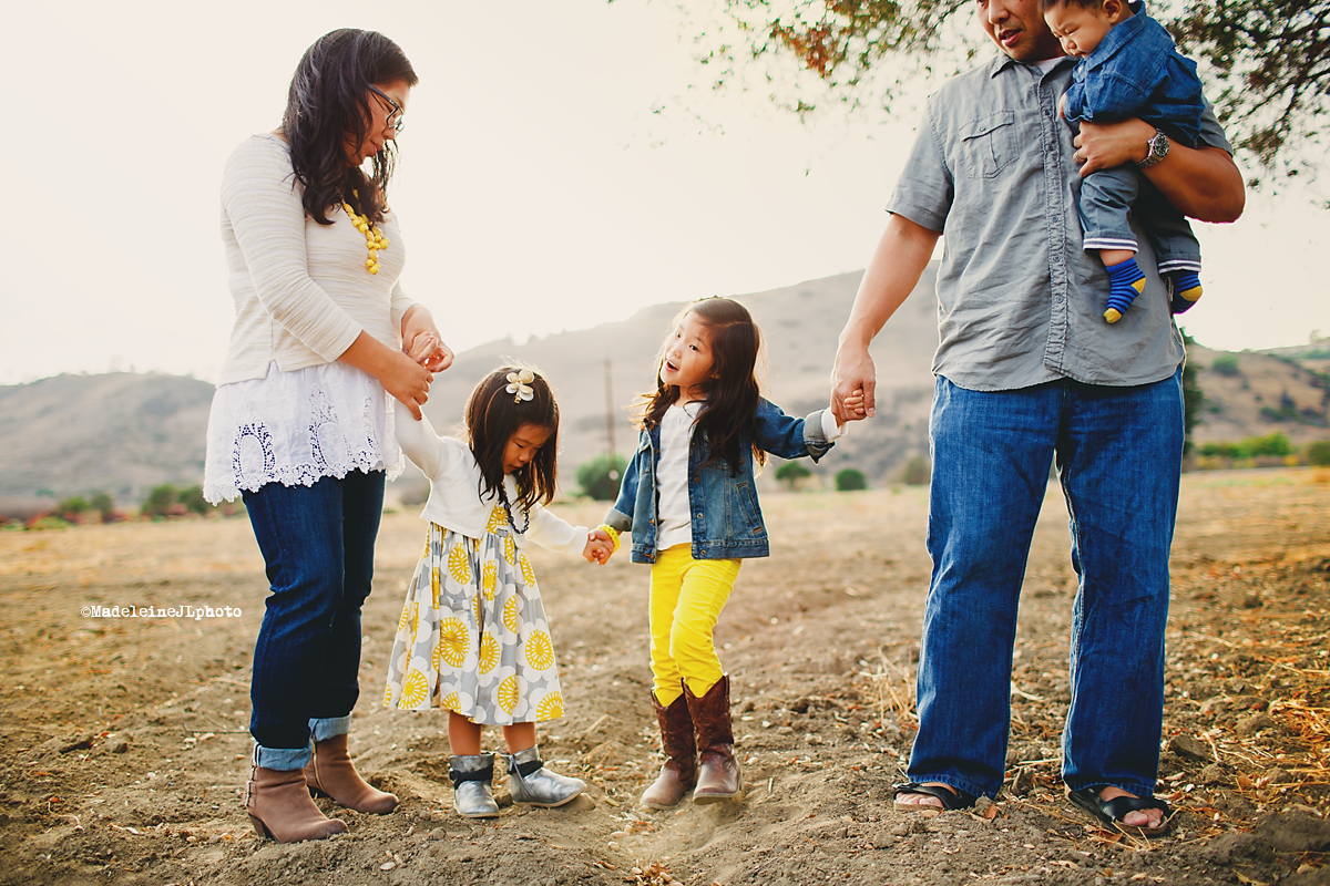 San Juan Capistrano family session. OC family and kids photographer.
